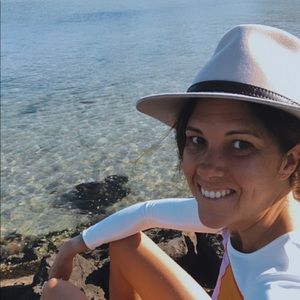 Meet your Posher, Eliza